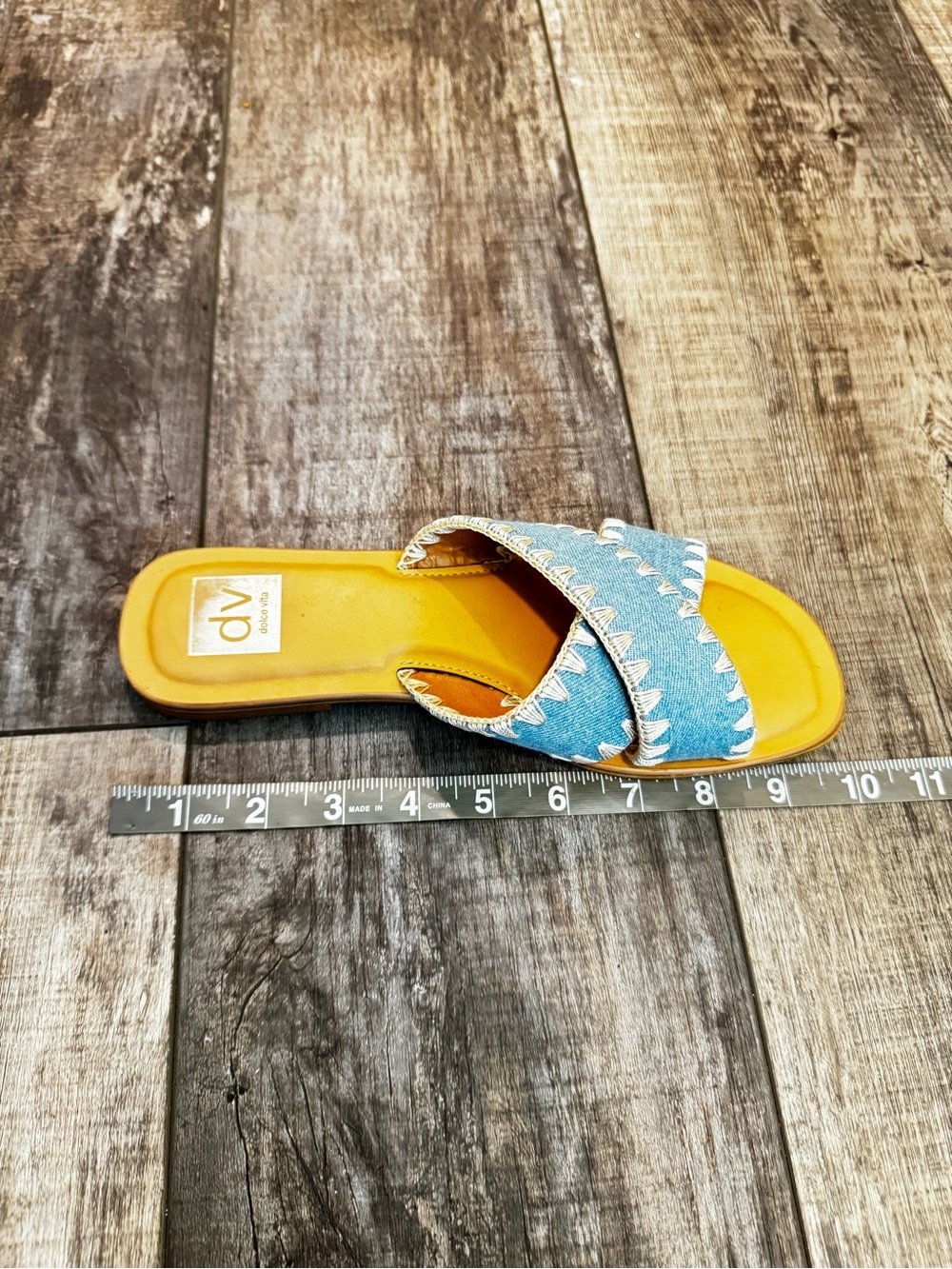 Dolce Vita Denim Crisscross Slide Sandals with Tan Footbed Sz 8 - Picture 11 of 11